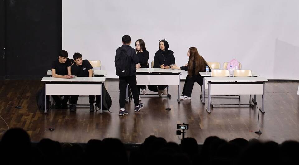 Sakarya’da 9. Liseler Arası Tiyatro Festivali Ödül Töreni 7 Mayıs’ta Şehit Erol Olçok Anadolu Lisesi’nde Yapılacak